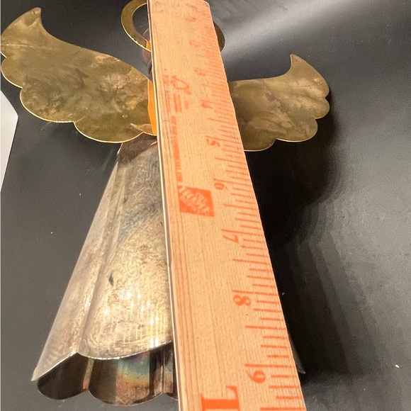 Christmas Brass Angel Holding Tapered Candlestick Holder Vintage Made Hong Kong - Picture 13 of 16